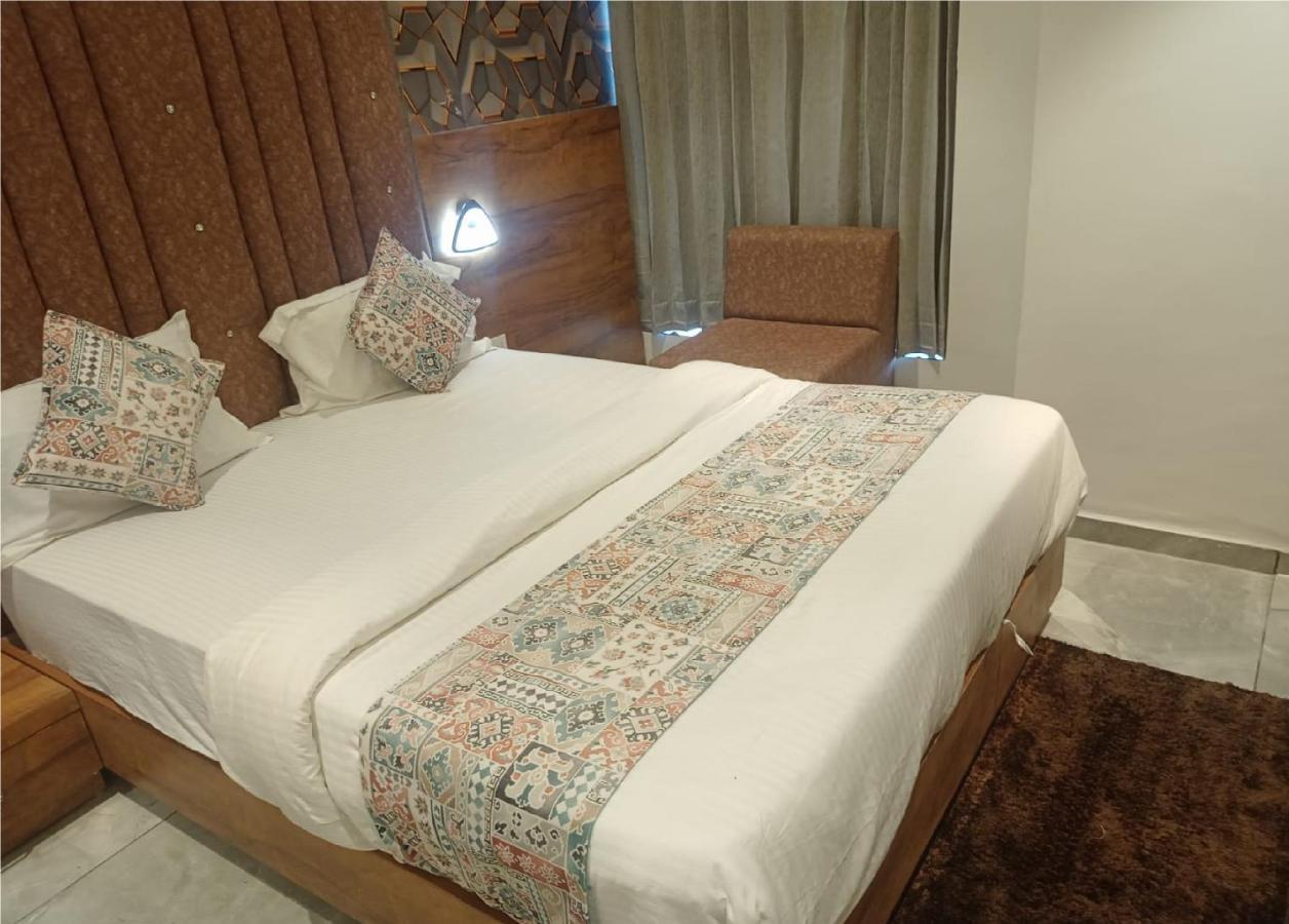 Hotel Lotus Villa Ahmedabad Exterior foto