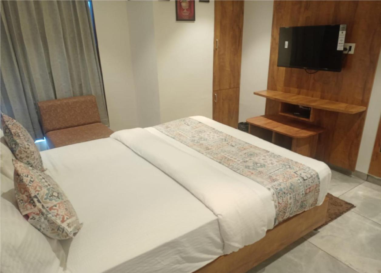 Hotel Lotus Villa Ahmedabad Exterior foto